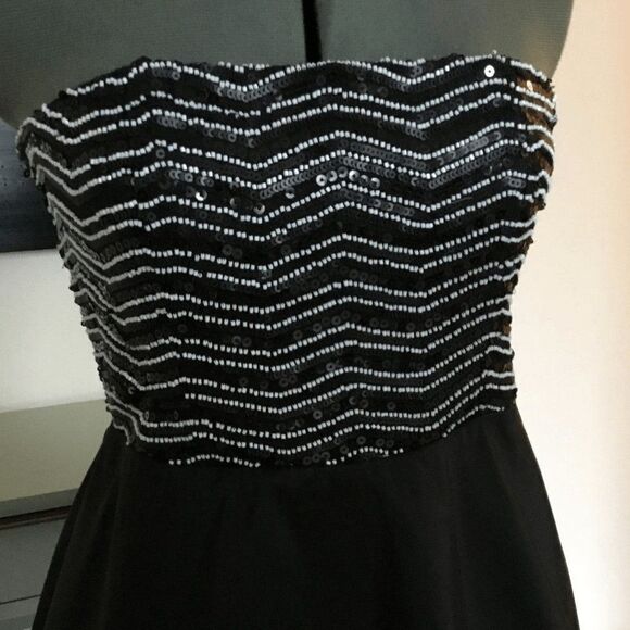 NEW Alice+ Olivia Women’s 2 Beaded/Sequin Cocktail Dress - Picture 3 of 8